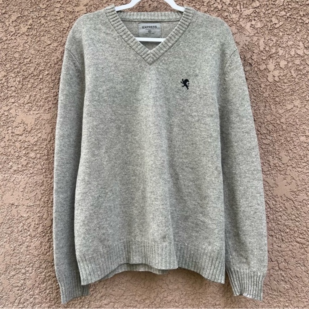 Express Lambswool Knit Sweater Mens XL Long Sleeve V-Neck Top Neutral Minimalist